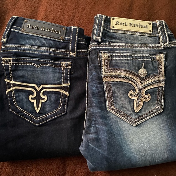 2 Pair Rock Revival Skinny Jeans Size 